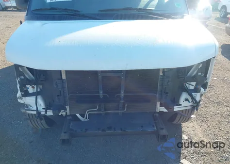 2017 GMC Savana 2500 Work Van z USA, uszkodzony, nr VIN 1GTW7AFF7H1907602